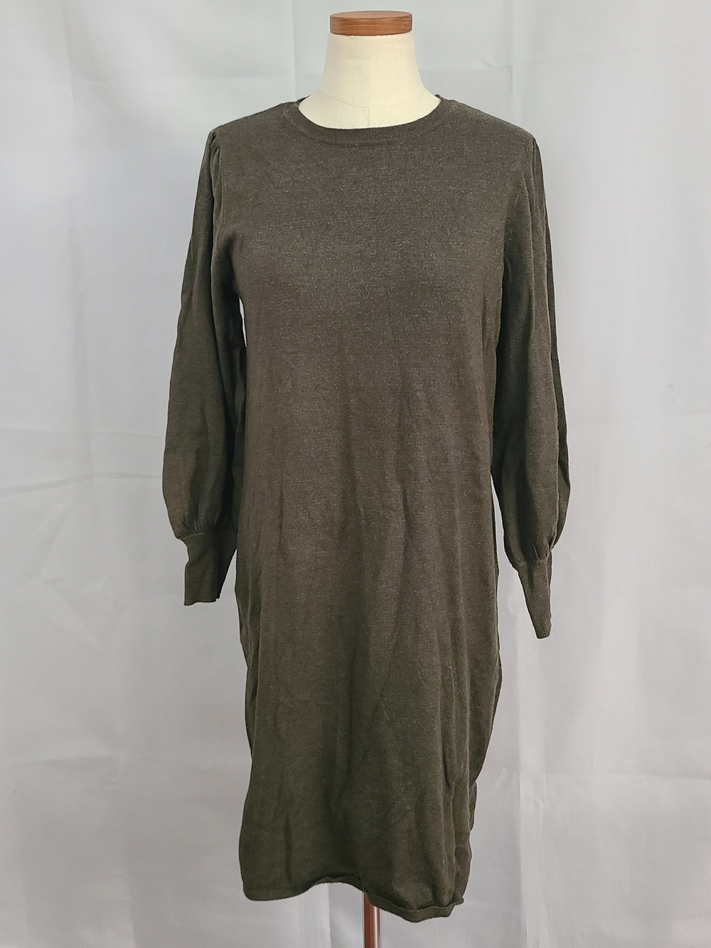 H Halston S Olive Green Crew Neck Puff Sleeve Minimalist Neutral Sweater Dress